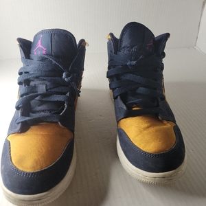 NIKE AIR JORDAN 1 MID SE (GS) OBSIDIAN BLUE SZ 6Y-WOMENS